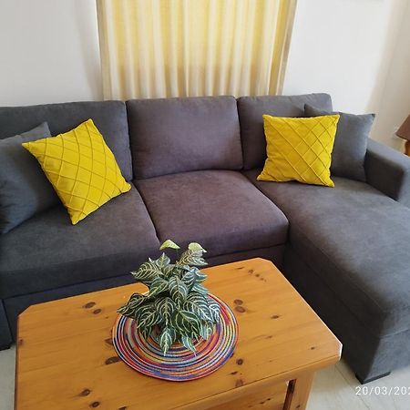 Joseph 2 Stylish Flat With Open Views, Just 4Km From The Airport Or Beach Siggiewi Exterior photo