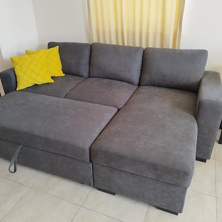 Joseph 2 Stylish Flat With Open Views, Just 4Km From The Airport Or Beach Siggiewi Exterior photo