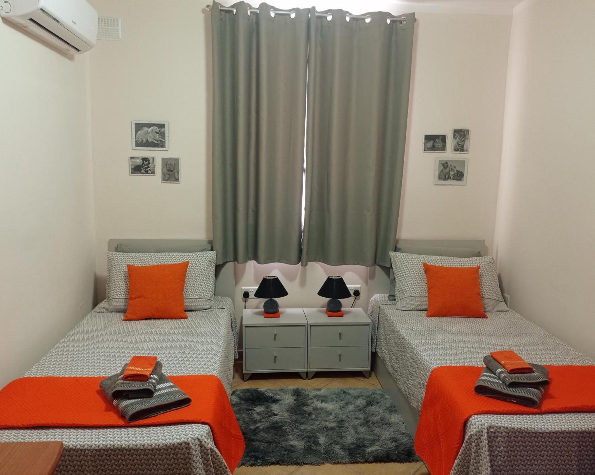 Joseph 2 Stylish Flat With Open Views, Just 4Km From The Airport Or Beach Siggiewi Exterior photo