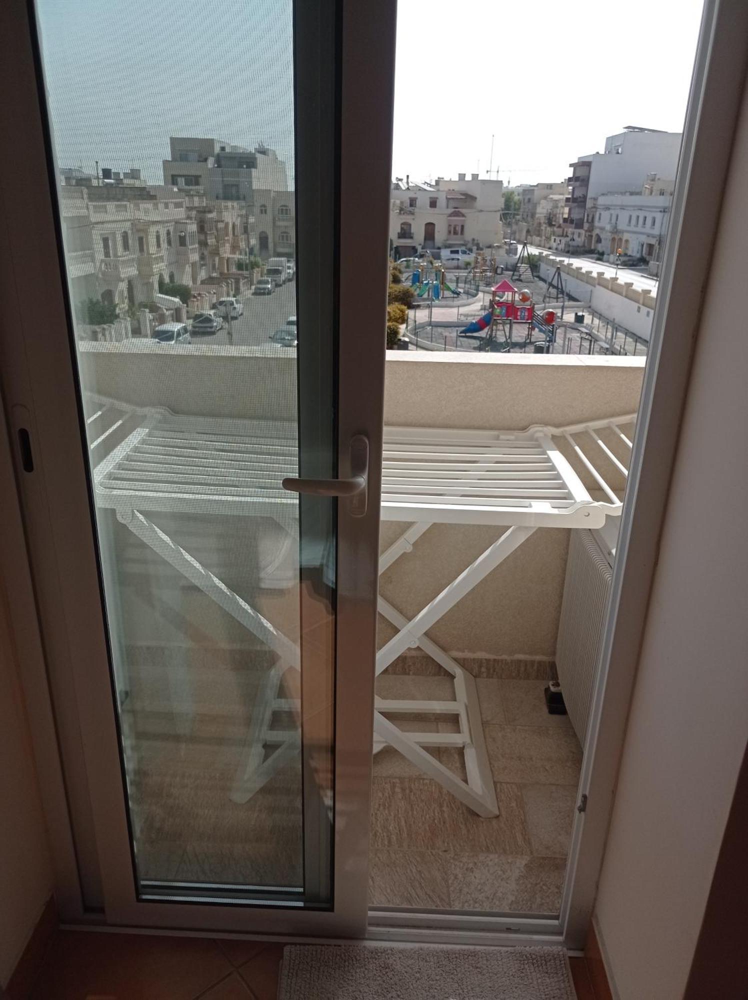 Joseph 2 Stylish Flat With Open Views, Just 4Km From The Airport Or Beach Siggiewi Exterior photo