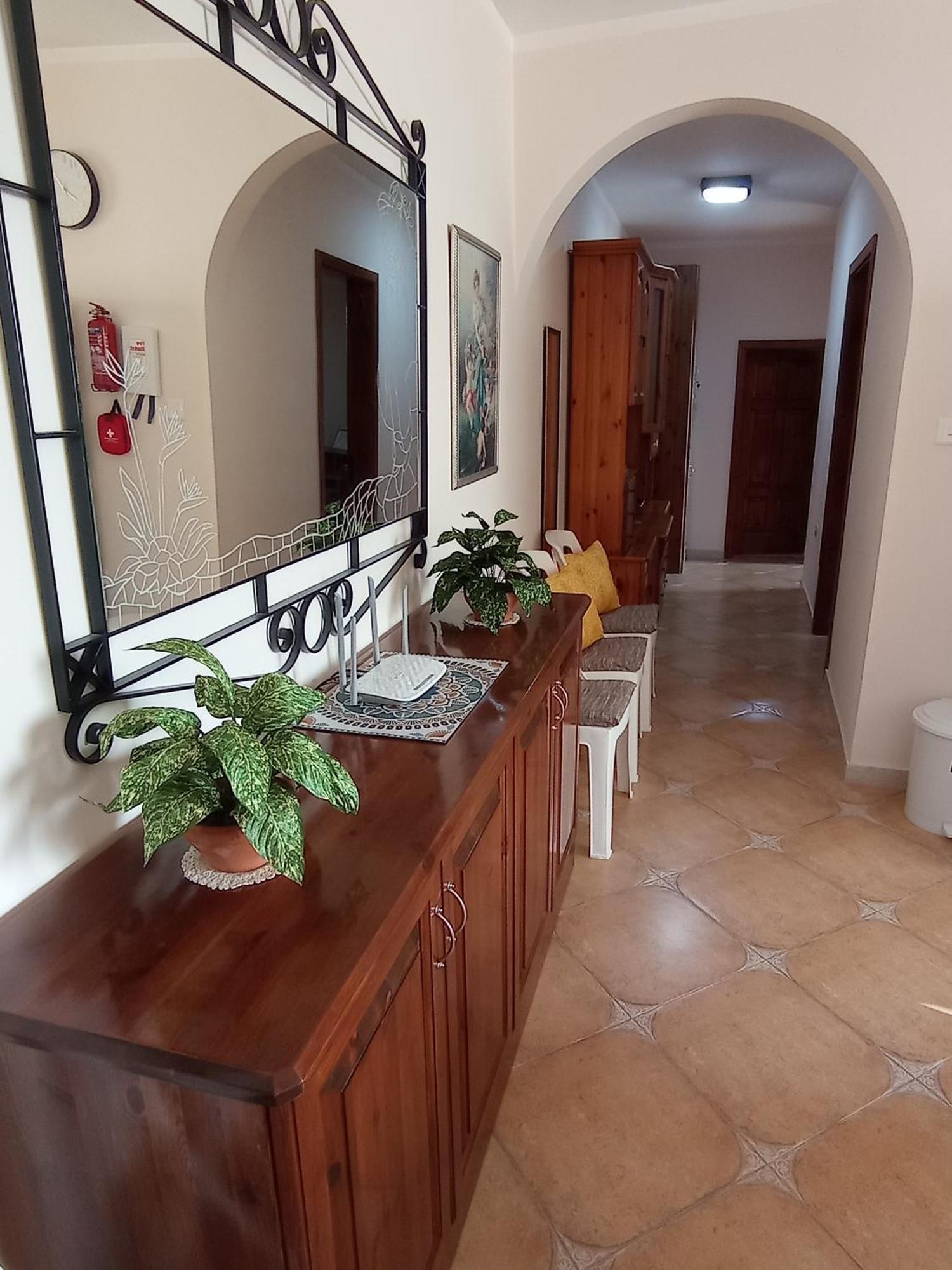 Joseph 2 Stylish Flat With Open Views, Just 4Km From The Airport Or Beach Siggiewi Exterior photo