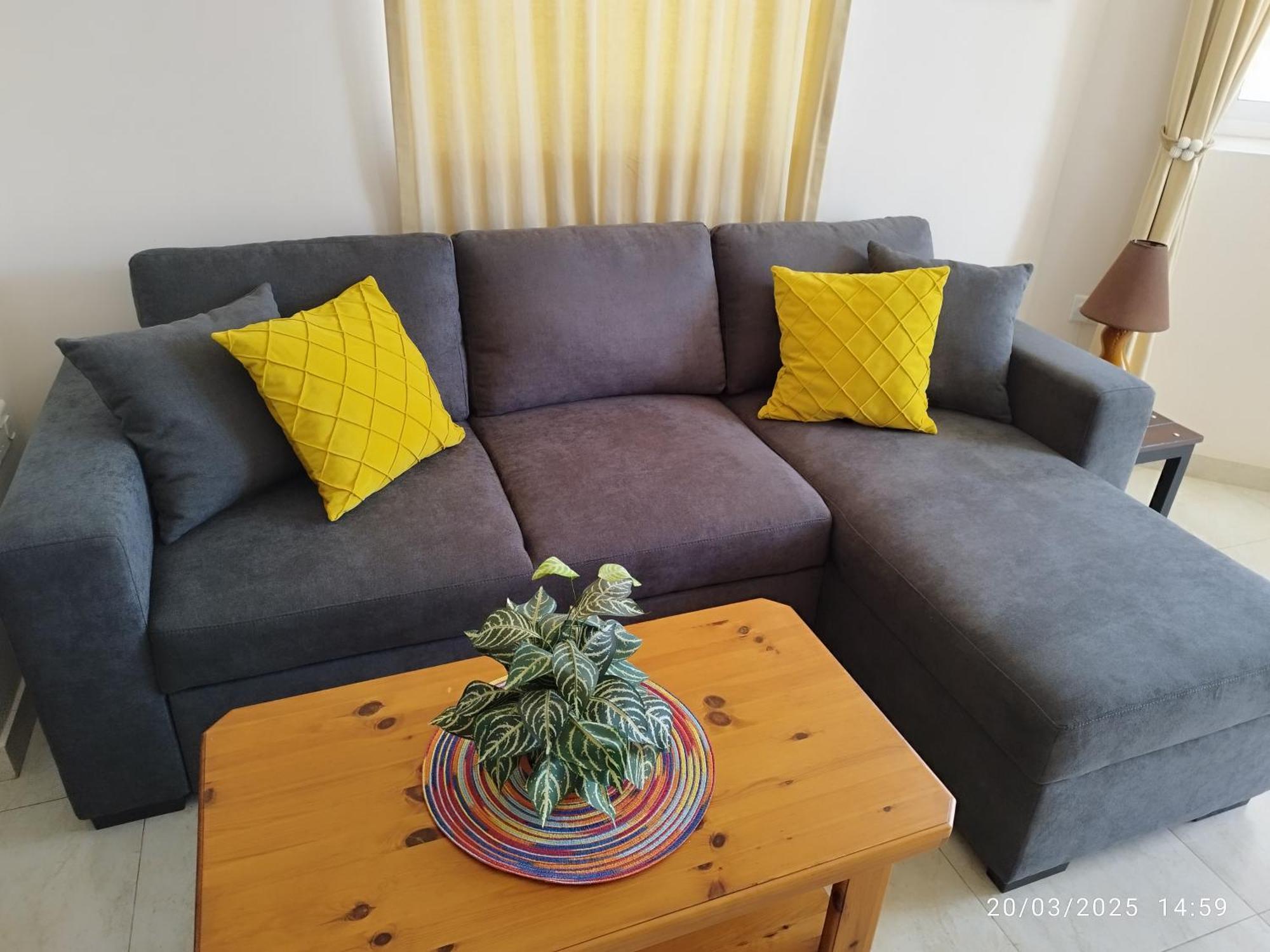Joseph 2 Stylish Flat With Open Views, Just 4Km From The Airport Or Beach Siggiewi Exterior photo